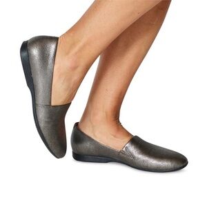 Dansko Larisa Slip-On Loafers Zappa Leather Pewter Metallic 254 Size 41 US 10.5